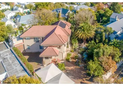 an overhead view of a house with a roof at Florin’s Crest 3 Bedroom Villa, Franschhoek in Franschhoek
