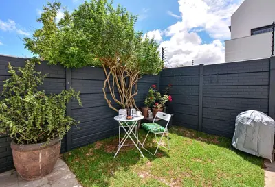 Gallery image of Flatlet 2.1km from Iconic Blaauwberg Beach in Cape Town