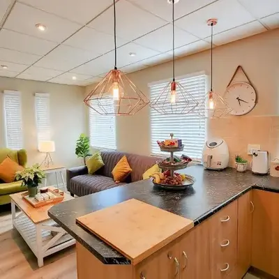 The Lazy Expat - Paarl - Self Catering Apartment